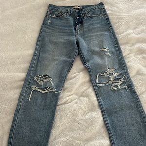 Levi’s Wedgie straight 27